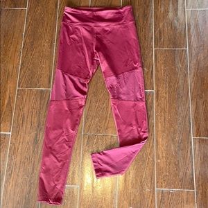 Varley maroon leggings